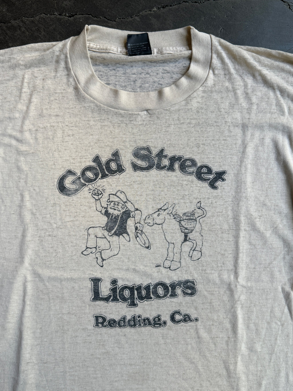 Gold Street Liquors tee