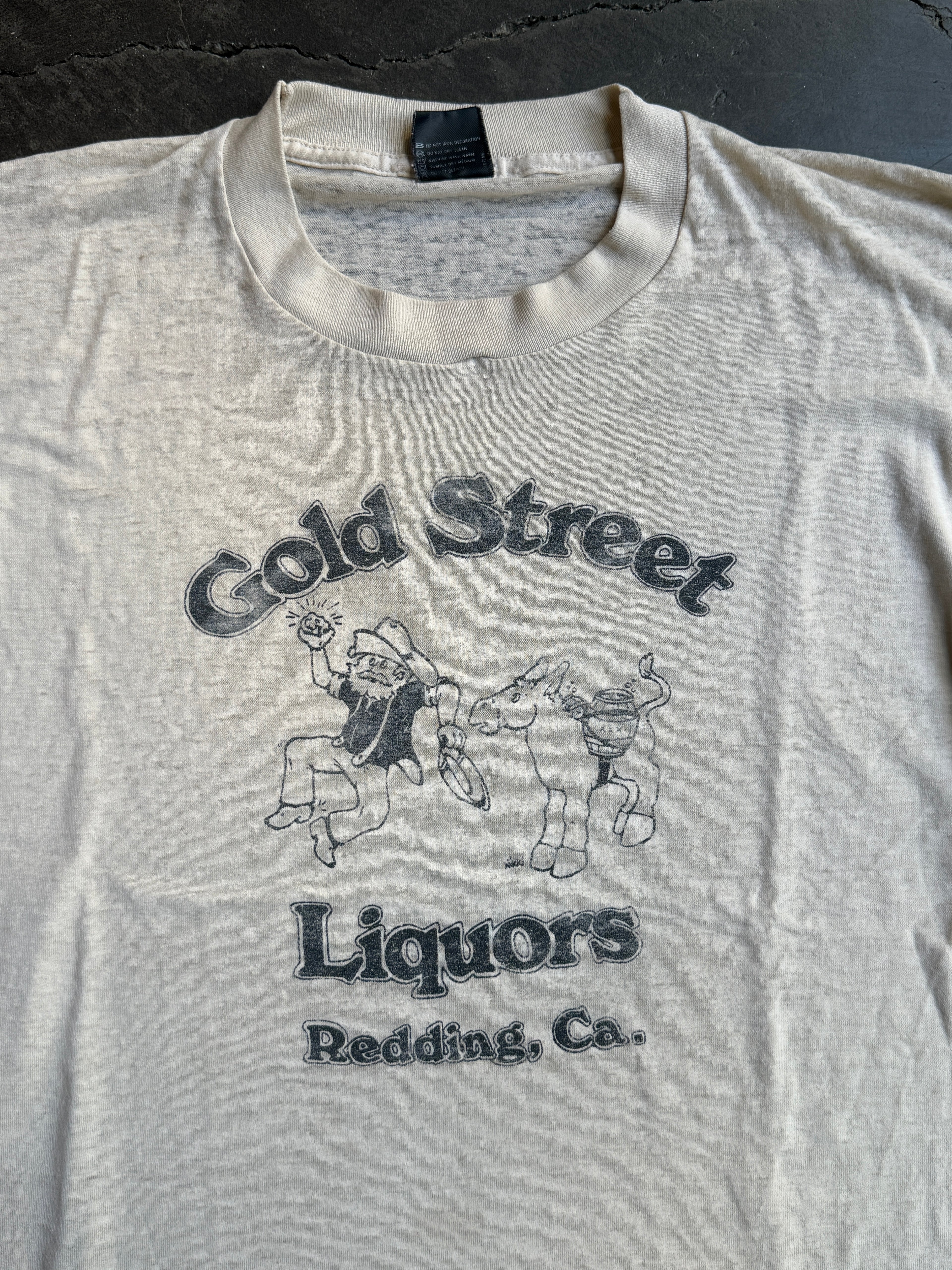 Gold Street Liquors tee